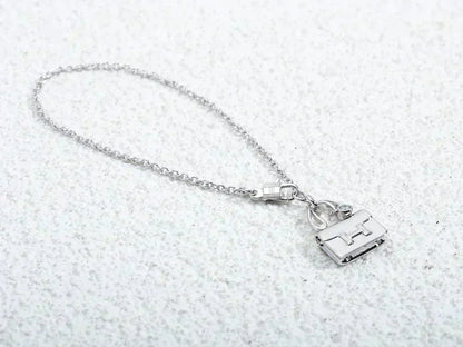 ¡®Moco¡¯AMULETTE PEDANT SILVER NECKLACE