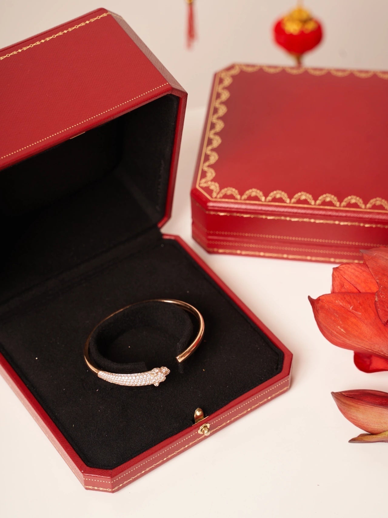 ¡®Moco¡¯PANTHERE ROSE GOLD DIAMOND OPEN BRACELET