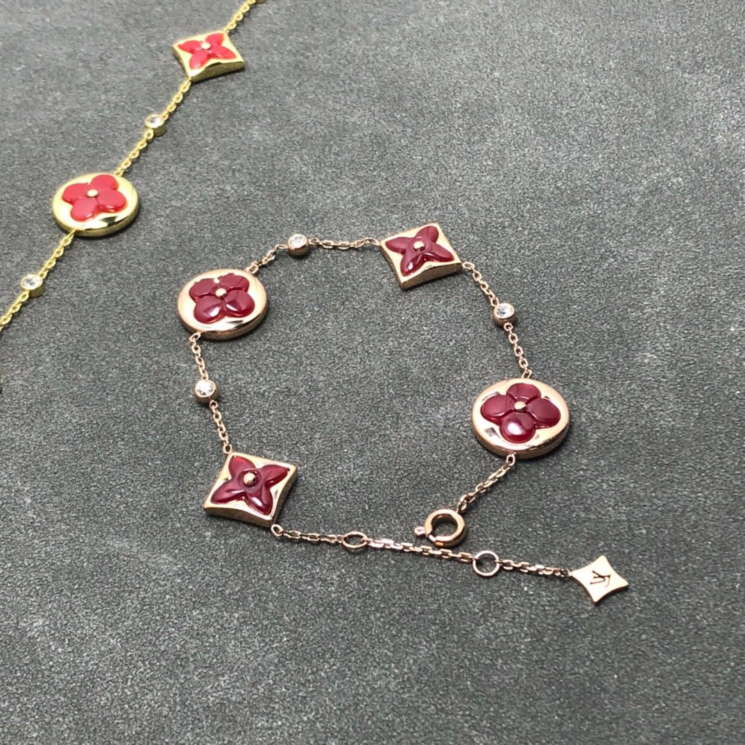 ¡®Moco¡¯STAR AND SUN CARNELIAN 4 MOTIFS 3 DIAMONDS