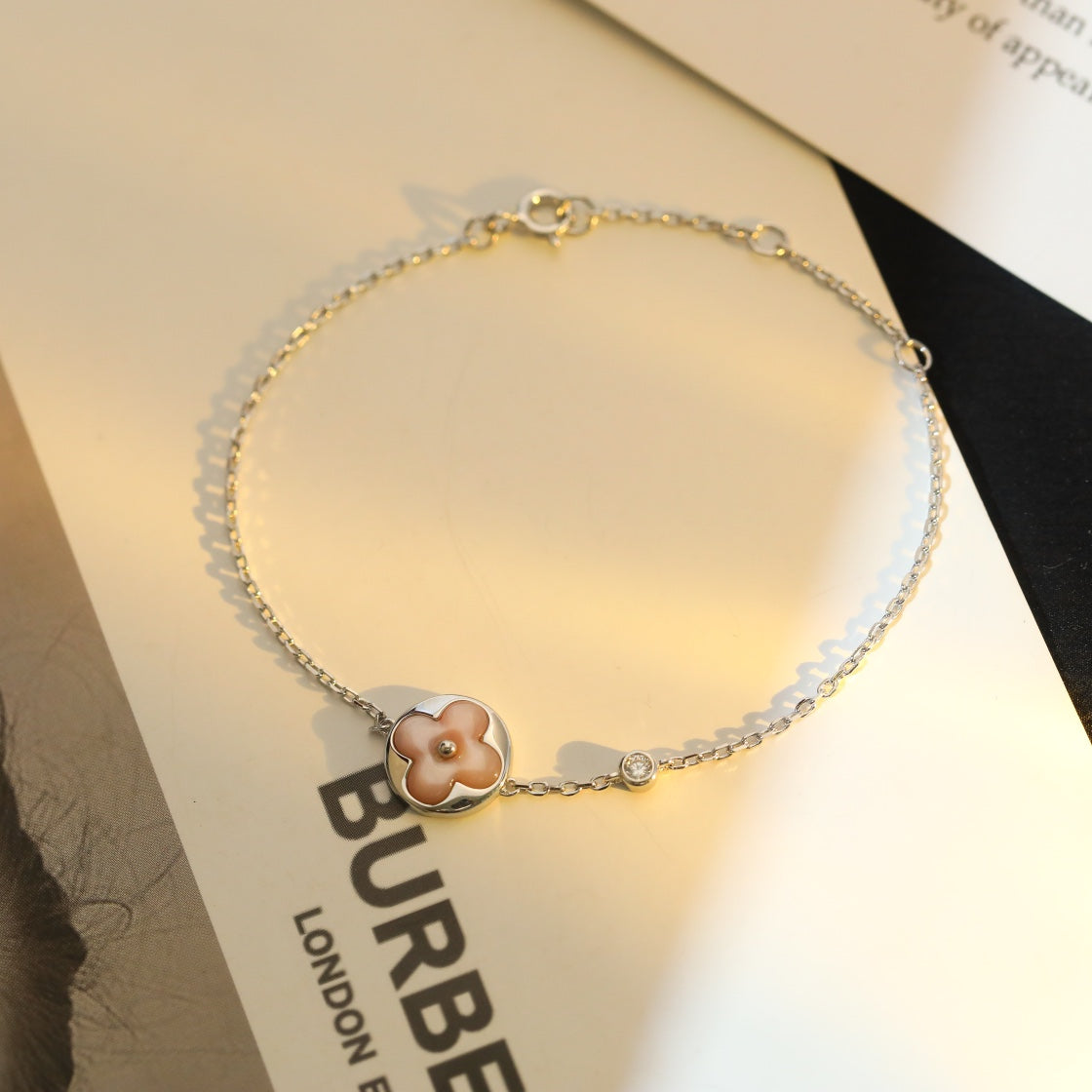 ¡®Moco¡¯SUN MOTIF PINK MOP SILVER BRACELET