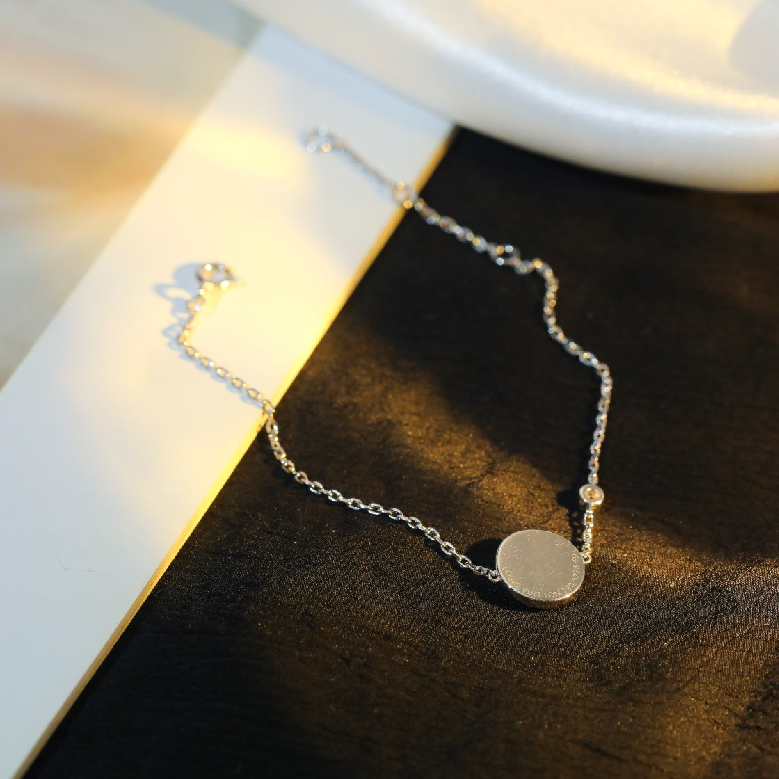 ¡®Moco¡¯SUN MOTIF PINK MOP SILVER BRACELET