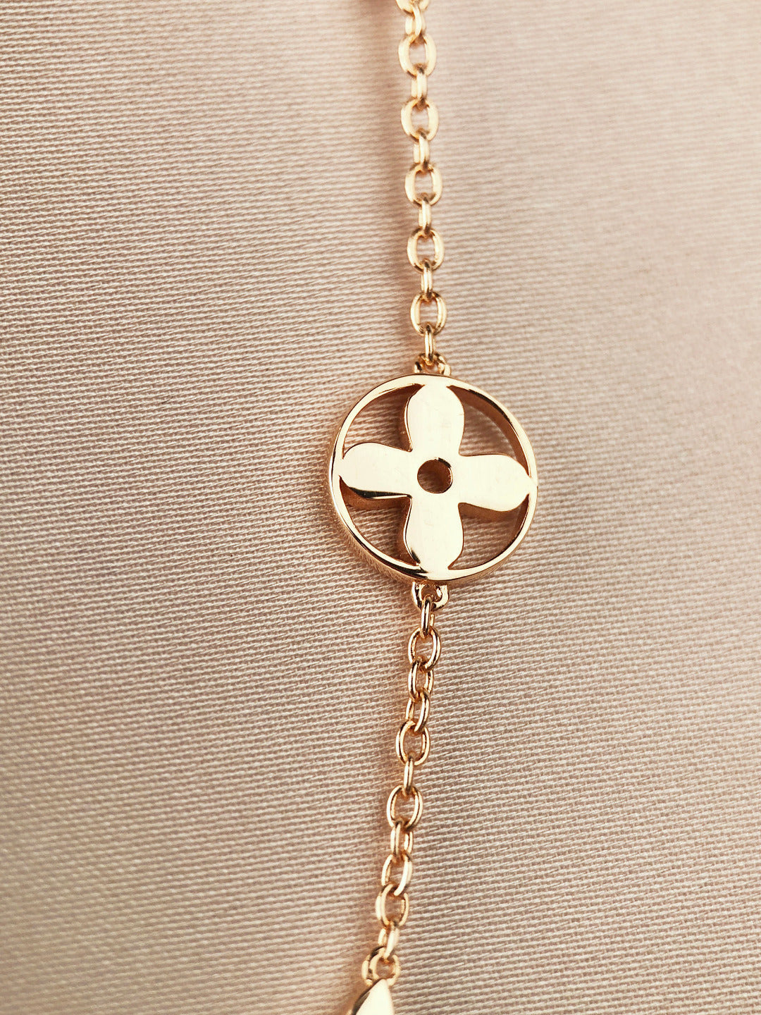 ¡®Moco¡¯STAR AND SUN 7 MOTIFS GOLD BRACELET