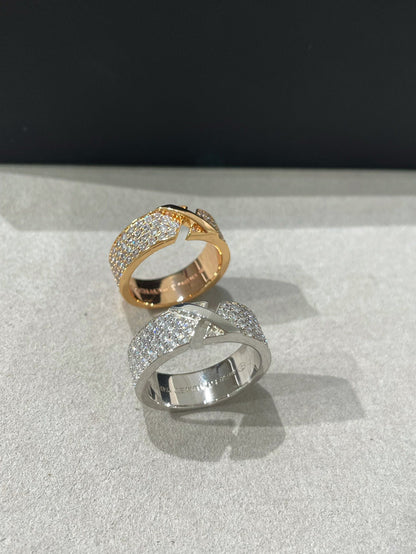 ¡®Moco¡¯LIENS EVIDENCE  DIAMOND PAVED RING