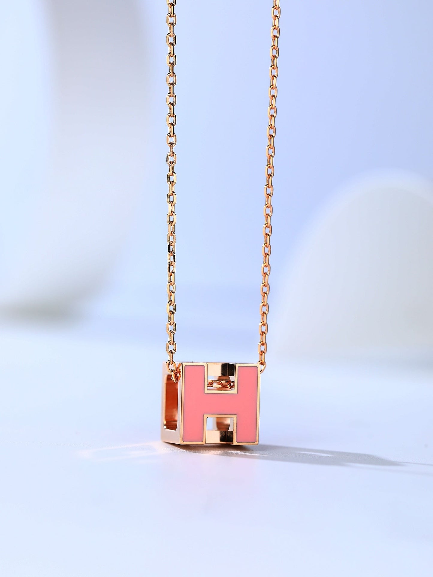 ¡®Moco¡¯H CAGE PINK GOLD NECKLACE