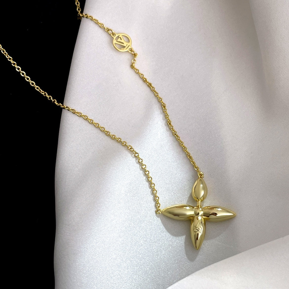 ¡®Moco¡¯LOUISETTE GOLD NECKLACE