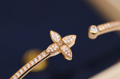 ¡®Moco¡¯IDYLLE PINK GOLD OPEN BRACELET DIAMOND PAVED
