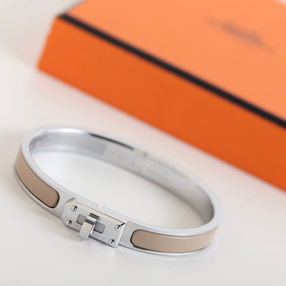 ¡®Moco¡¯HM KELLY GREY BRACELET