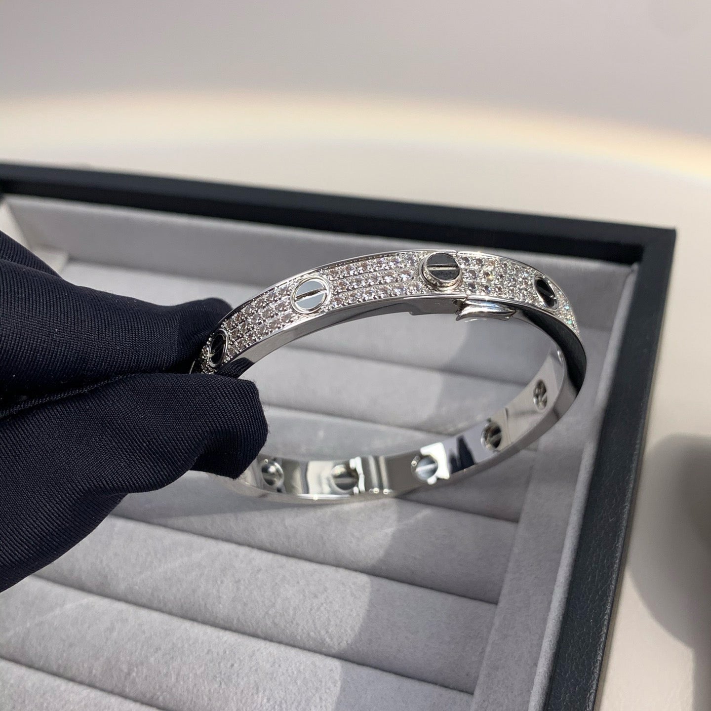 ¡®Moco¡¯LOVE BRACELET 6.1MM DIAMOND-PAVED CERAMIC