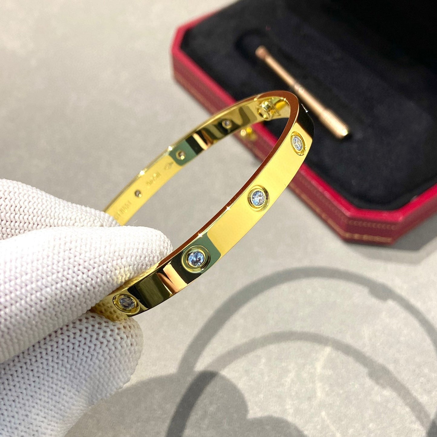 ¡®Moco¡¯LOVE BRACELET 6.1MM 10 DIAMONDS