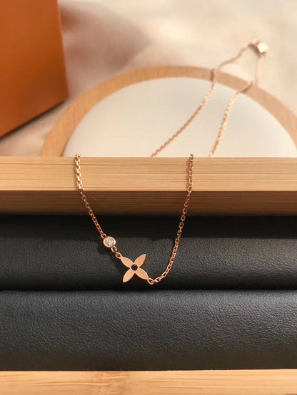 ¡®Moco¡¯BLOSSOM PENDANT PINK GOLD AND DIAMOND