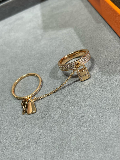 ¡®Moco¡¯HM KELLY CLOCHETTE DOUBLE RING IN  WITH DIAMONDS