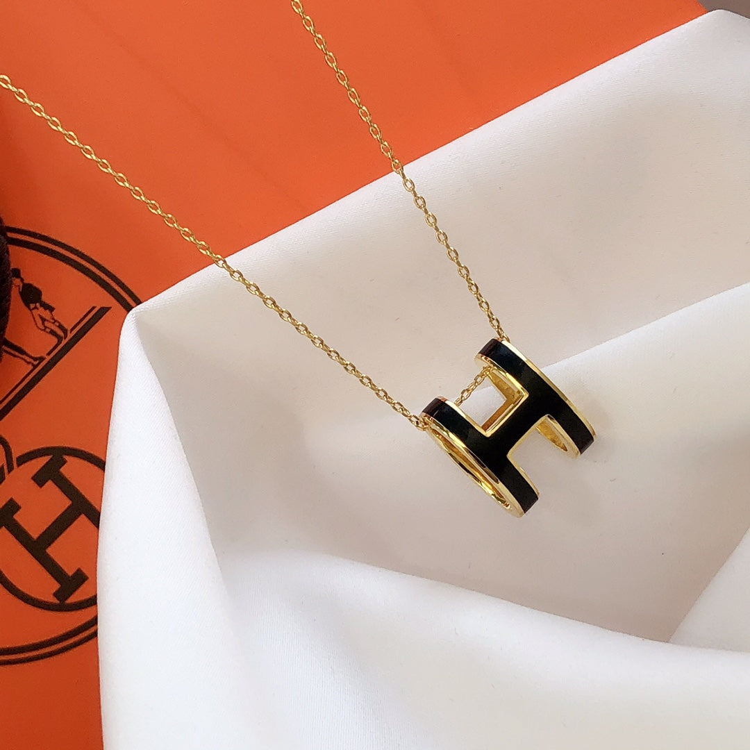 ¡®Moco¡¯HM CLIC BLACK ENAMEL GOLD NECKLACE